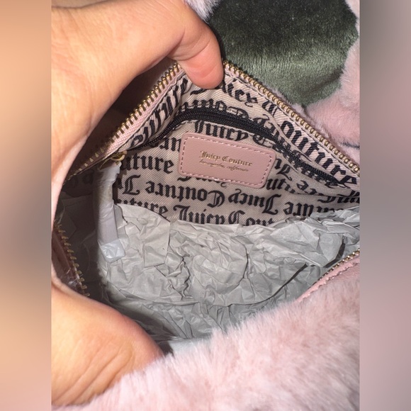 Juicy Couture Lets Get Cozy Roll Bag Dusty Blush Mini Bag - Picture 3 of 5